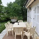 Welcoming In The Heart Of Bordeaux Countryside Dom wakacyjny Saint-Quentin-de-Baron